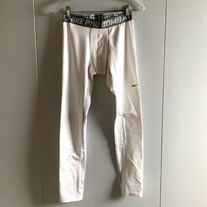 Boy’s white legging cold gear